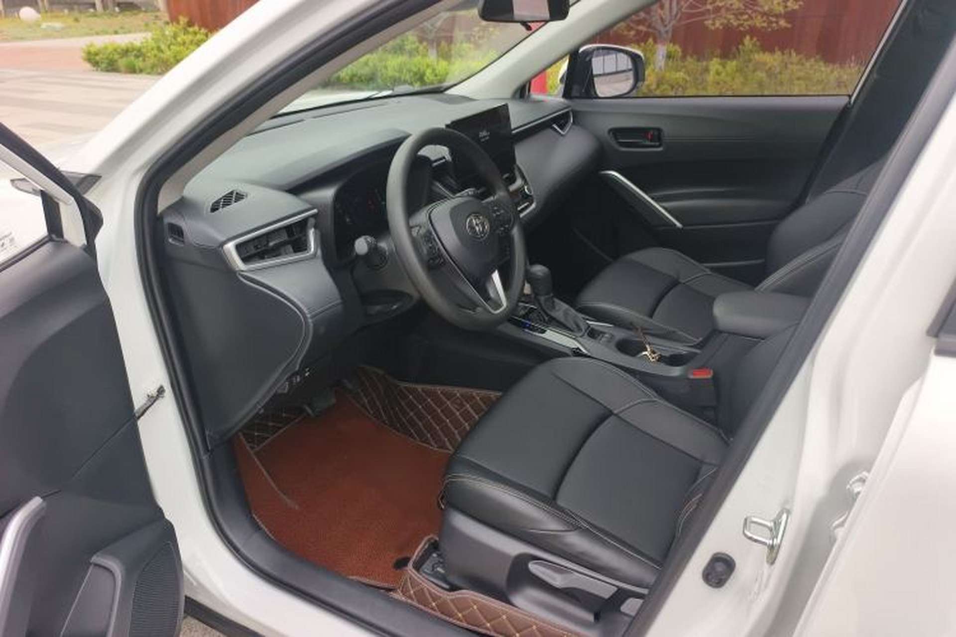 Used Toyota FRONTLANDER 2023 2.0L CVT Leading Edition Interior 1