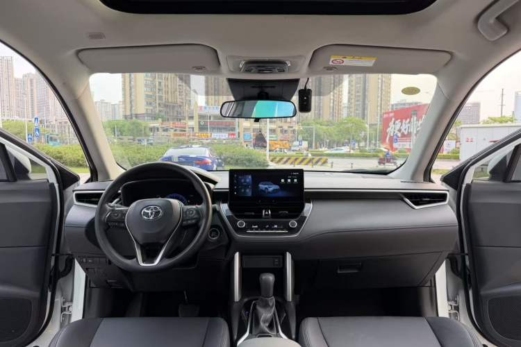 Used Toyota FRONTLANDER 2023 2.0L CVT Leading Edition Interior 1