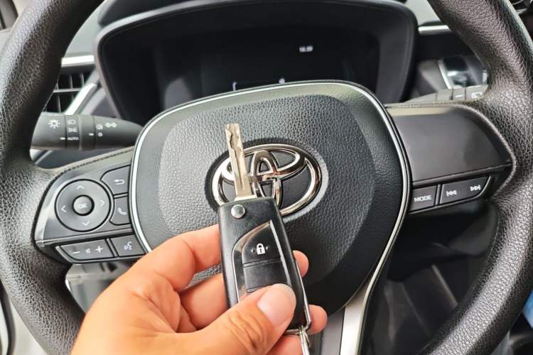 Used Toyota FRONTLANDER 2023 2.0L CVT Elite Edition Interior 1