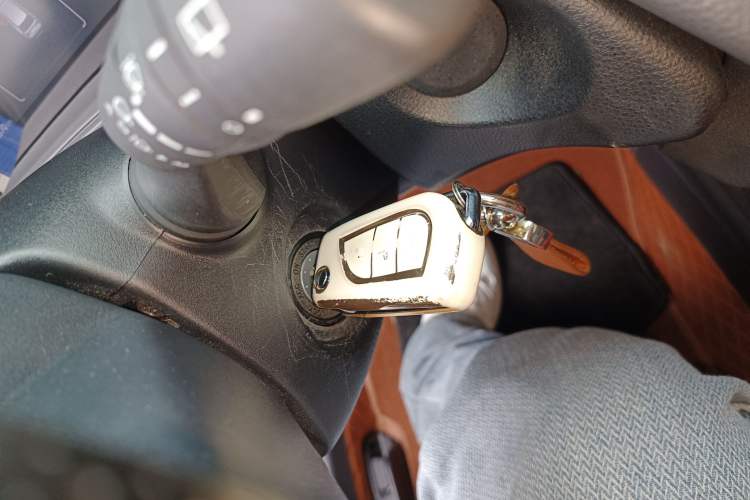 Used Toyota FRONTLANDER 2023 2.0L CVT Elite Edition Interior 1