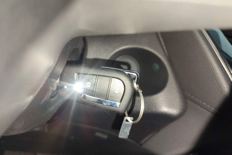 Used Toyota FRONTLANDER 2023 2.0L CVT Elite Edition Interior 1