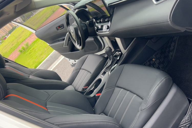 Used Toyota FRONTLANDER 2023 2.0L CVT Leading Edition Interior 13