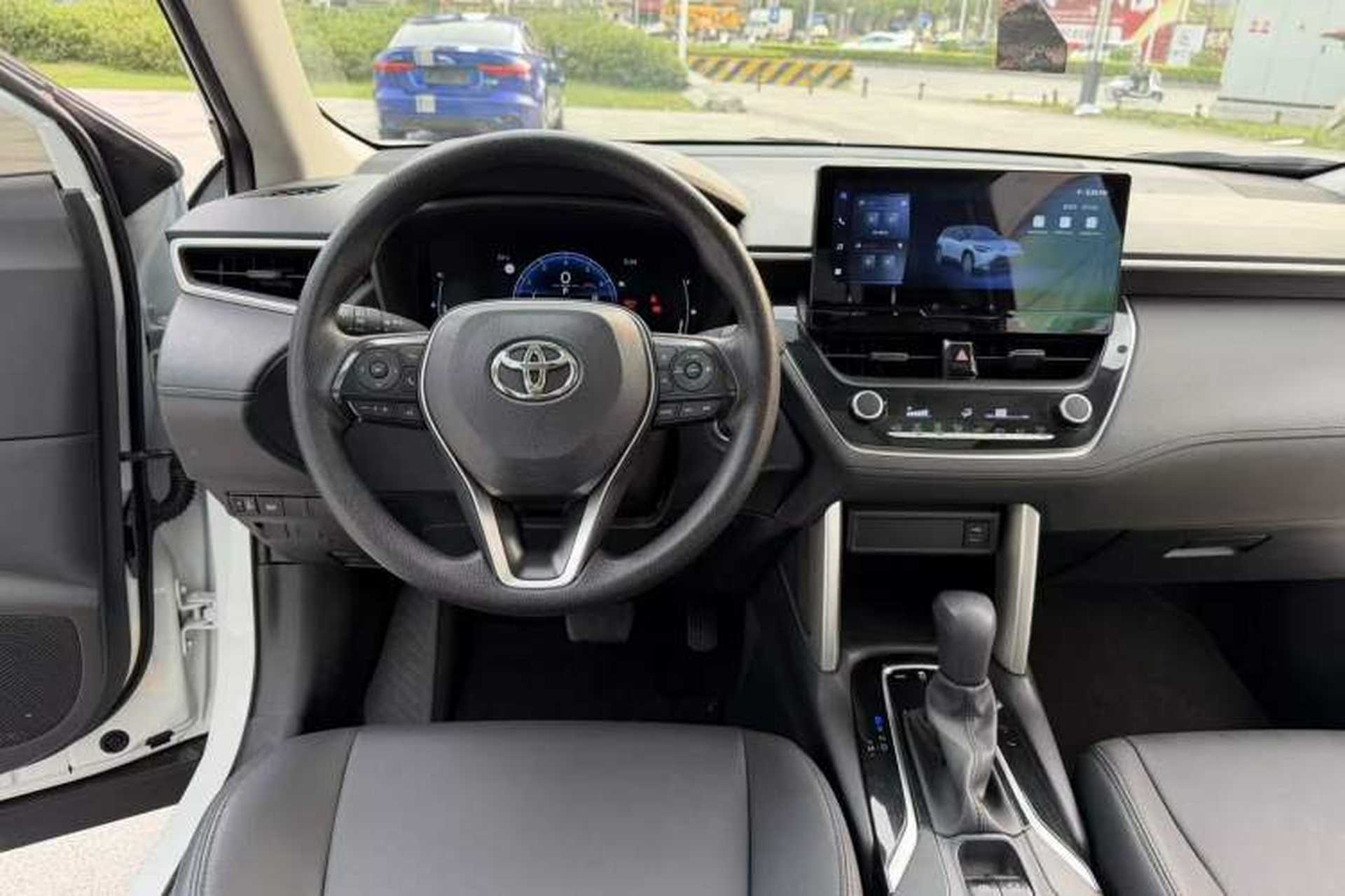 Used Toyota FRONTLANDER 2023 2.0L CVT Leading Edition Interior 2