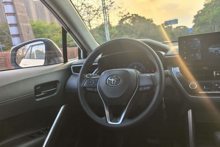Used Toyota FRONTLANDER 2023 2.0L CVT Elite Edition Interior 2