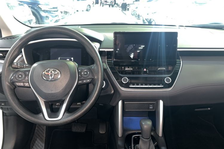 Used Toyota FRONTLANDER 2023 2.0L CVT Luxury Edition Interior 3