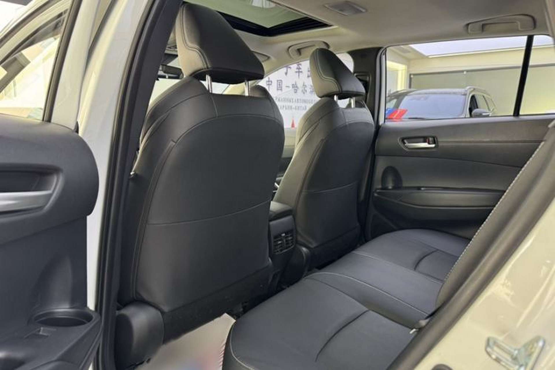 Used Toyota FRONTLANDER 2023 2.0L CVT Luxury Edition Interior 3