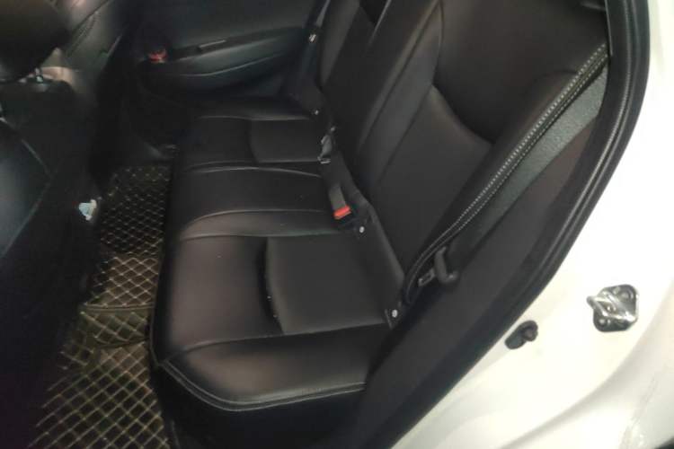 Used Toyota FRONTLANDER 2023 2.0L CVT Leading Edition Interior 4