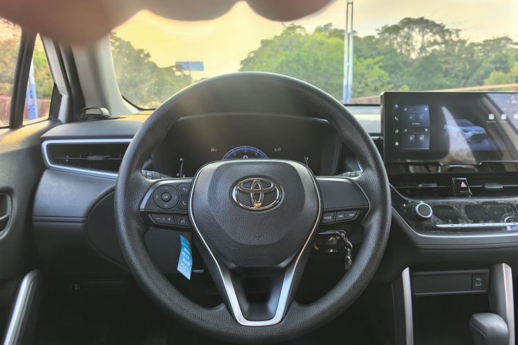Used Toyota FRONTLANDER 2023 2.0L CVT Elite Edition Interior 5