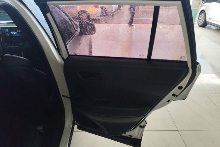 Used Toyota FRONTLANDER 2023 2.0L CVT Elite Edition Interior 6