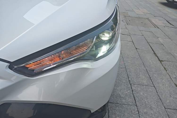 Used Toyota FRONTLANDER 2023 2.0L CVT Elite Edition Left Front Headlight
