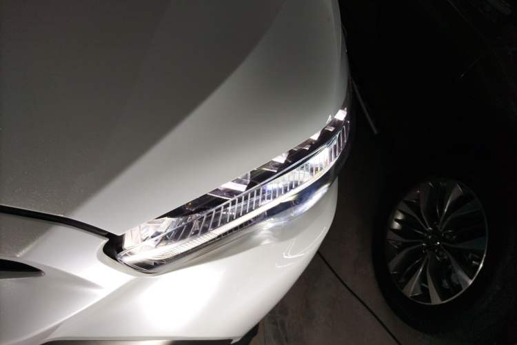 Used Toyota FRONTLANDER 2023 2.0L CVT Luxury Edition Left Front Headlight