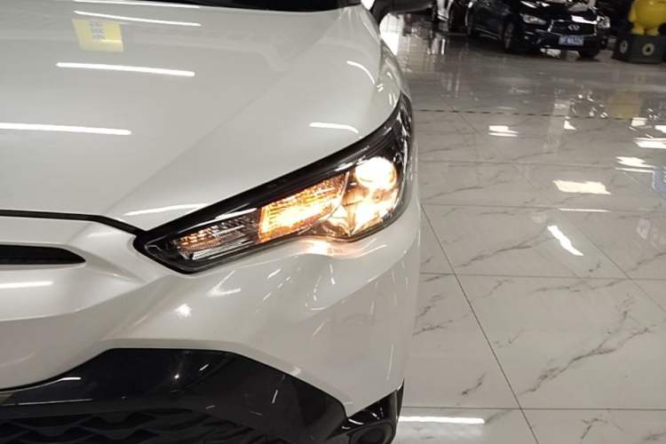 Used Toyota FRONTLANDER 2023 2.0L CVT Elite Edition Left Front Headlight
