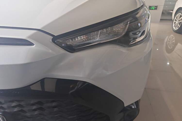 Used Toyota FRONTLANDER 2023 2.0L CVT Elite Edition Left Front Headlight