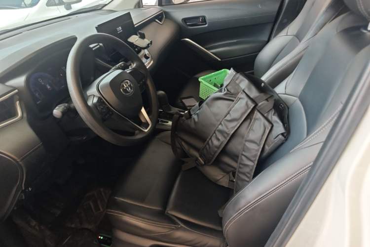 Used Toyota FRONTLANDER 2023 2.0L CVT Elite Edition Left Front Seat