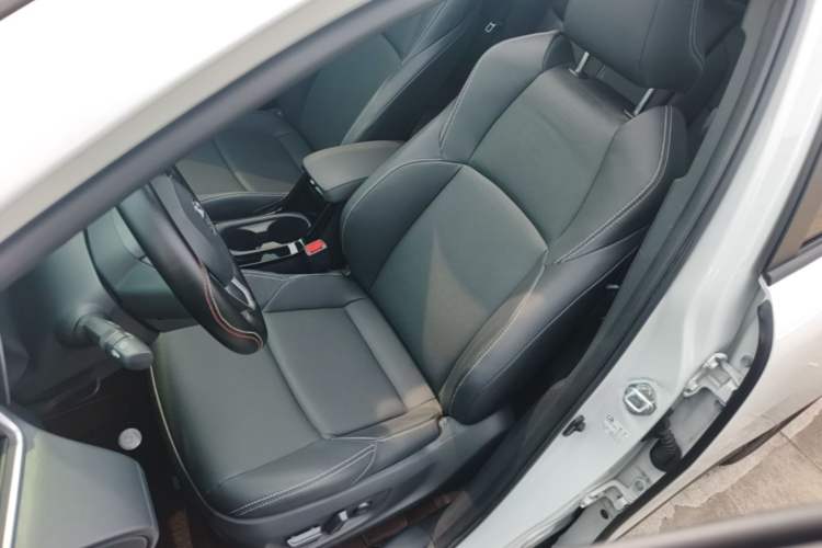 Used Toyota FRONTLANDER 2023 2.0L CVT Luxury Edition Left Front Seat