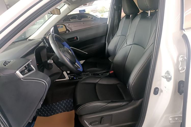 Used Toyota FRONTLANDER 2023 2.0L CVT Elite Edition Left Front Seat
