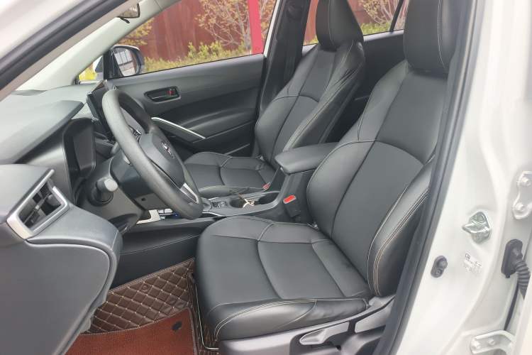 Used Toyota FRONTLANDER 2023 2.0L CVT Leading Edition Left Front Seat