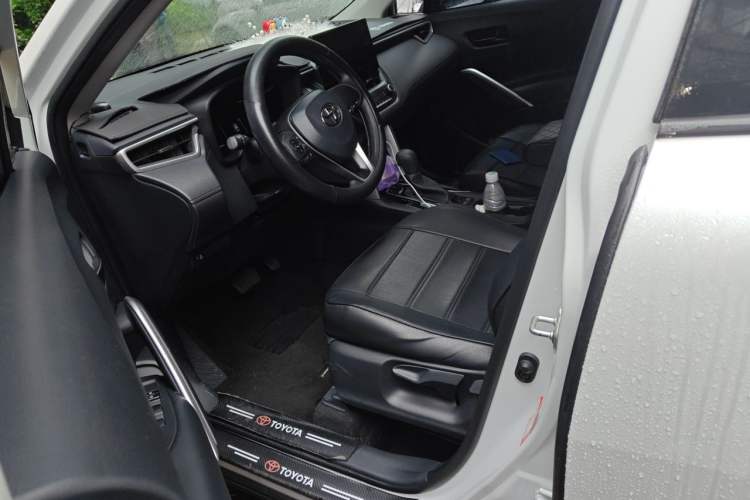 Used Toyota FRONTLANDER 2023 2.0L CVT Elite Edition Left Front Seat