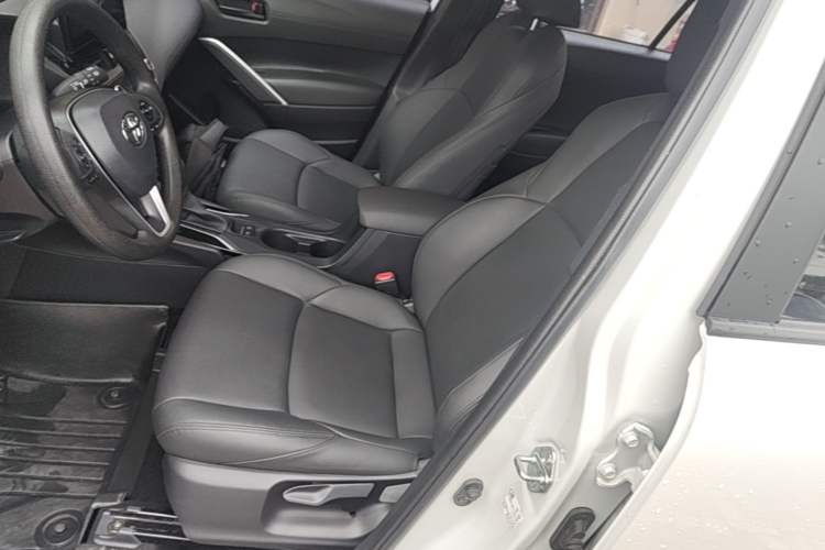 Used Toyota FRONTLANDER 2023 2.0L Smart Electric Hybrid Dual-Engine Leading Edition Left Front Seat