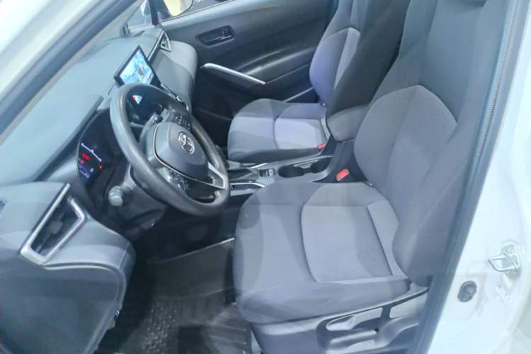 Used Toyota FRONTLANDER 2023 2.0L CVT Leading Edition Left Front Seat