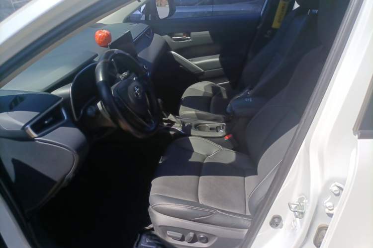Used Toyota FRONTLANDER 2023 2.0L CVT Luxury Edition Left Front Seat