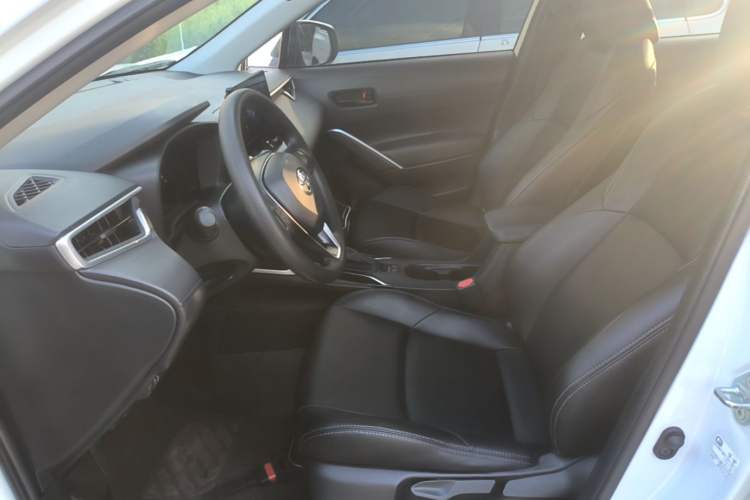 Used Toyota FRONTLANDER 2023 2.0L CVT Elite Edition Left Front Seat