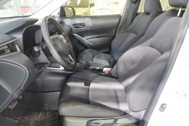 Used Toyota FRONTLANDER 2023 2.0L CVT Elite Edition Left Front Seat