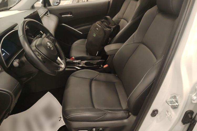 Used Toyota FRONTLANDER 2023 2.0L Smart Electric Hybrid Dual-Engine Deluxe Version Left Front Seat