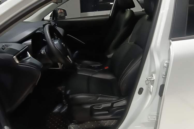 Used Toyota FRONTLANDER 2023 2.0L CVT Leading Edition Left Front Seat