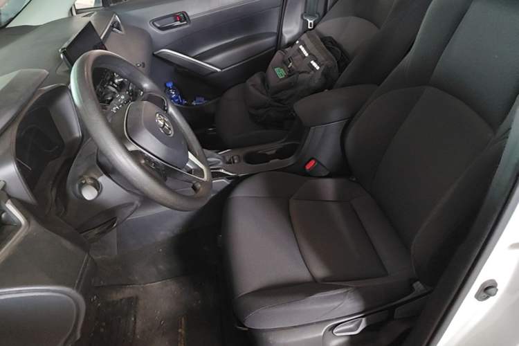 Used Toyota FRONTLANDER 2023 2.0L CVT Elite Edition Left Front Seat