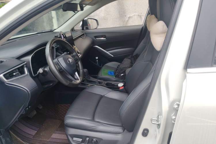 Used Toyota FRONTLANDER 2023 2.0L Smart Electric Hybrid Dual-Engine Luxury Edition Left Front Seat