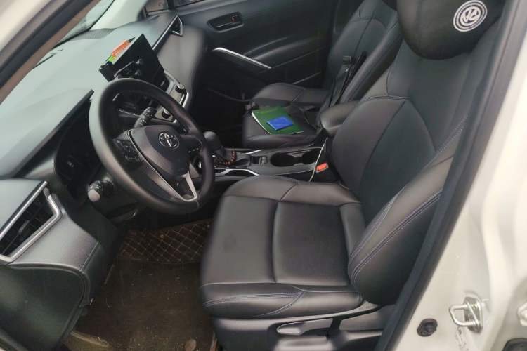 Used Toyota FRONTLANDER 2023 2.0L CVT Elite Edition Left Front Seat
