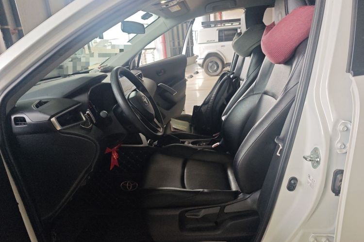 Used Toyota FRONTLANDER 2023 2.0L CVT Elite Edition Left Front Seat