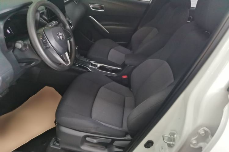 Used Toyota FRONTLANDER 2023 2.0L CVT Elite Edition Left Front Seat