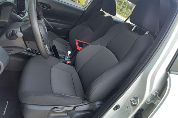 Used Toyota FRONTLANDER 2023 2.0L CVT Elite Edition Left Front Seat