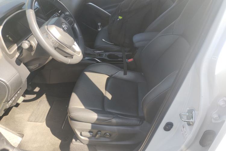 Used Toyota FRONTLANDER 2023 2.0L Smart Electric Hybrid Dual-Engine Deluxe Version Left Front Seat