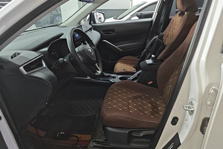 Used Toyota FRONTLANDER 2023 2.0L CVT Elite Edition Left Front Seat