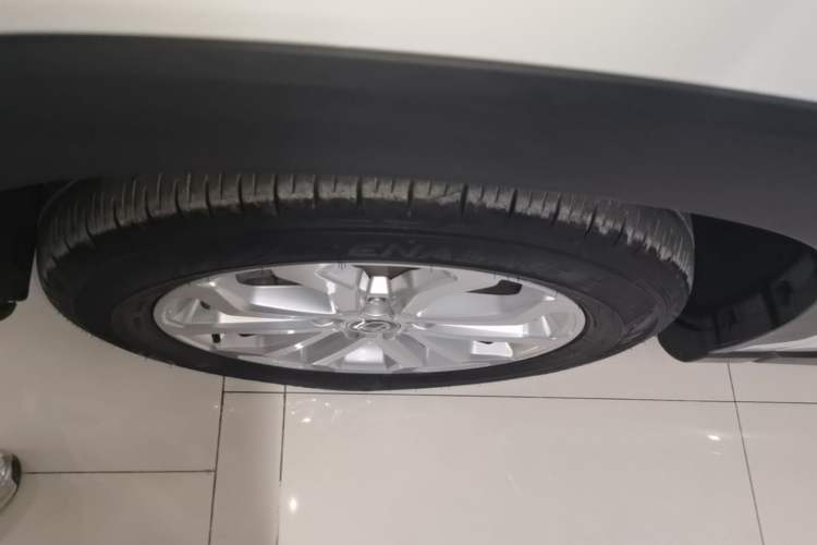 Used Toyota FRONTLANDER 2023 2.0L CVT Elite Edition Left Front Wheel Hub