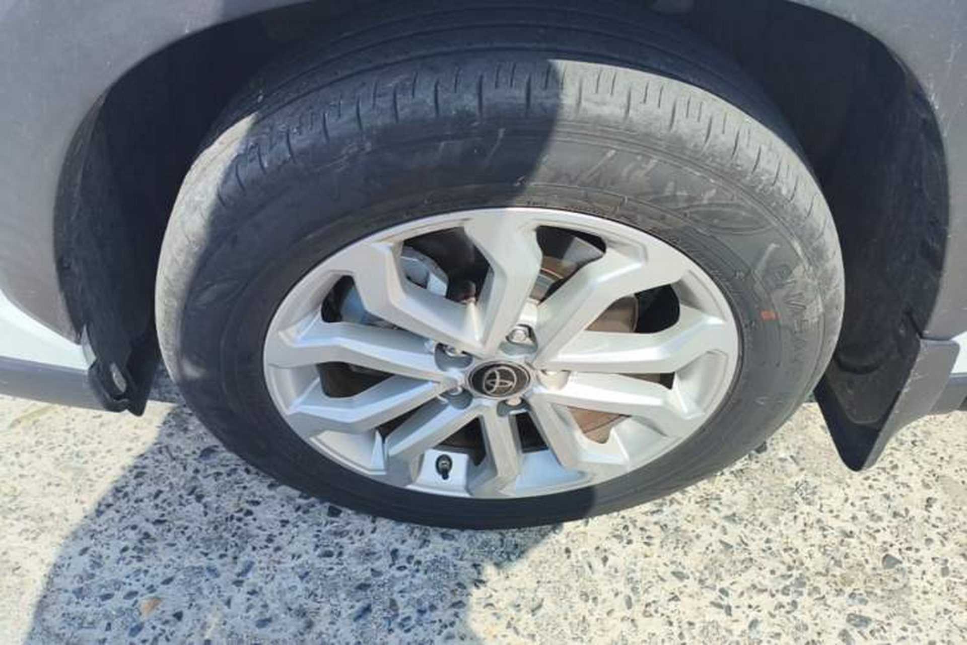Used Toyota FRONTLANDER 2023 2.0L CVT Elite Edition Left Front Wheel Hub