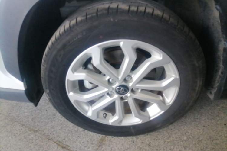 Used Toyota FRONTLANDER 2023 2.0L CVT Leading Edition Left Front Wheel Hub