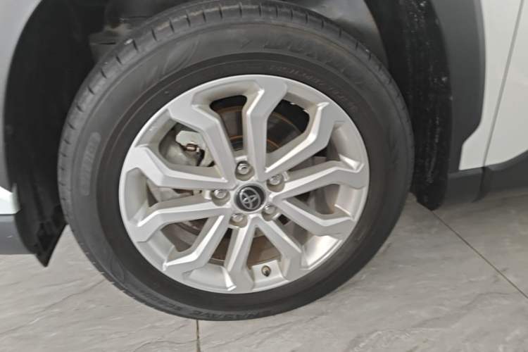 Used Toyota FRONTLANDER 2023 2.0L CVT Elite Edition Left Front Wheel Hub