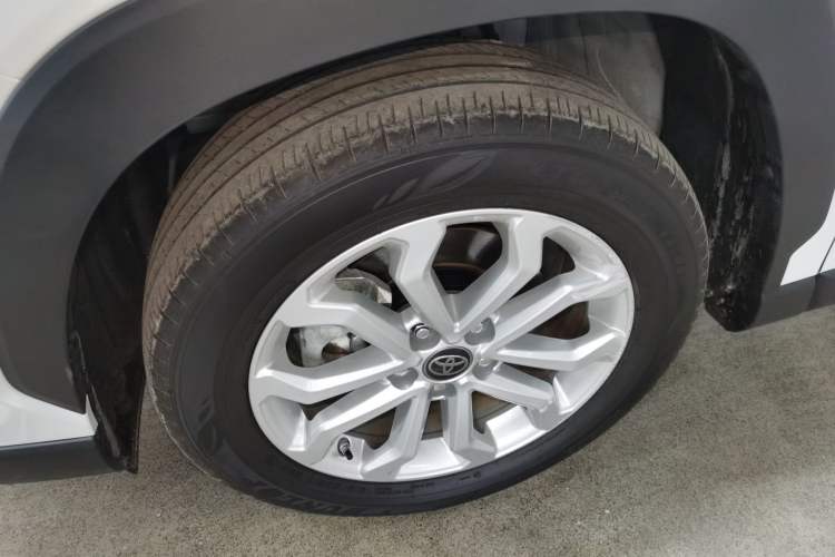 Used Toyota FRONTLANDER 2023 2.0L CVT Leading Edition Left Front Wheel Hub