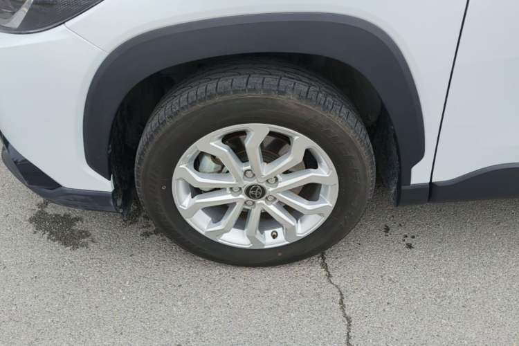 Used Toyota FRONTLANDER 2023 2.0L CVT Elite Edition Left Front Wheel Hub