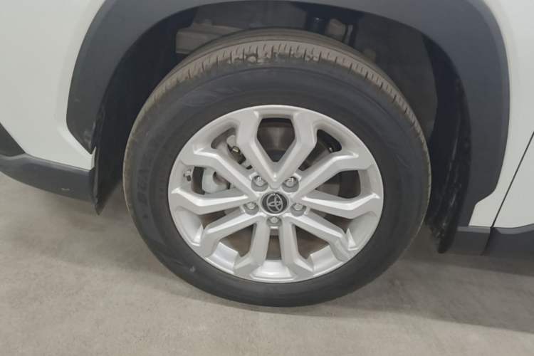Used Toyota FRONTLANDER 2023 2.0L CVT Leading Edition Left Front Wheel Hub