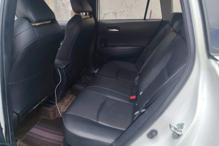 Used Toyota FRONTLANDER 2023 2.0L Smart Electric Hybrid Dual-Engine Luxury Edition Left Rear Seat