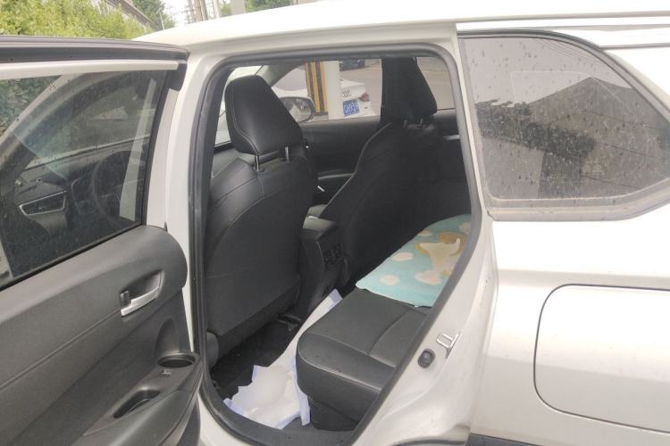 Used Toyota FRONTLANDER 2023 2.0L Smart Electric Hybrid Dual-Engine Luxury Edition Left Rear Seat