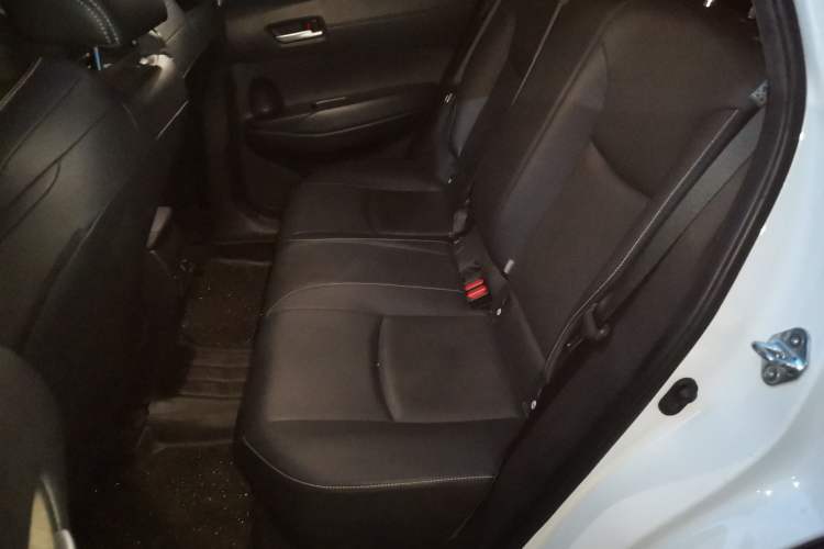 Used Toyota FRONTLANDER 2023 2.0L Smart Electric Hybrid Dual-Engine Luxury Edition Left Rear Seat