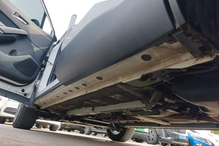 Used Toyota FRONTLANDER 2023 2.0L CVT Luxury Edition Left Side Sill