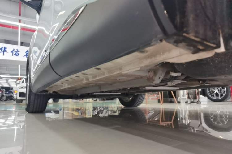 Used Toyota FRONTLANDER 2023 2.0L CVT Elite Edition Left Side Sill