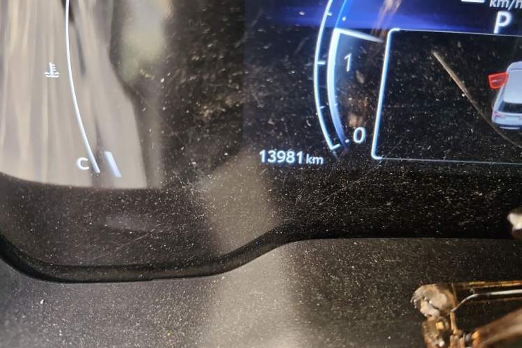 Used Toyota FRONTLANDER 2023 2.0L CVT Leading Edition Odometer Close Up